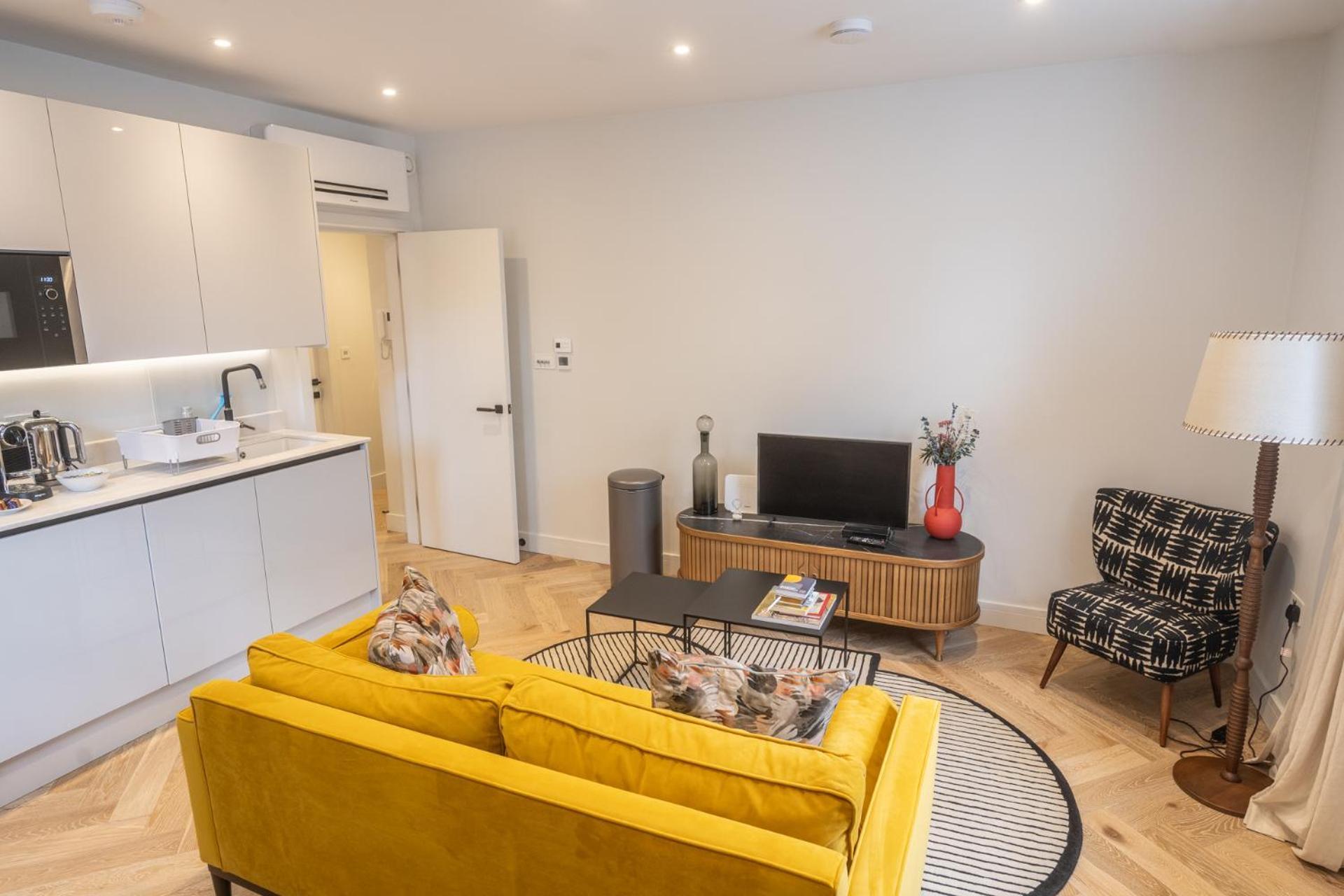 Modern, Stylish Newly Refurbished 2Nd Floor Apartment In Fitzrovia Londres Exterior foto